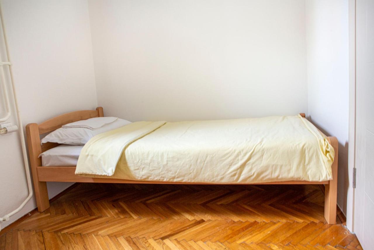 Apartment Monica Niksic Luaran gambar